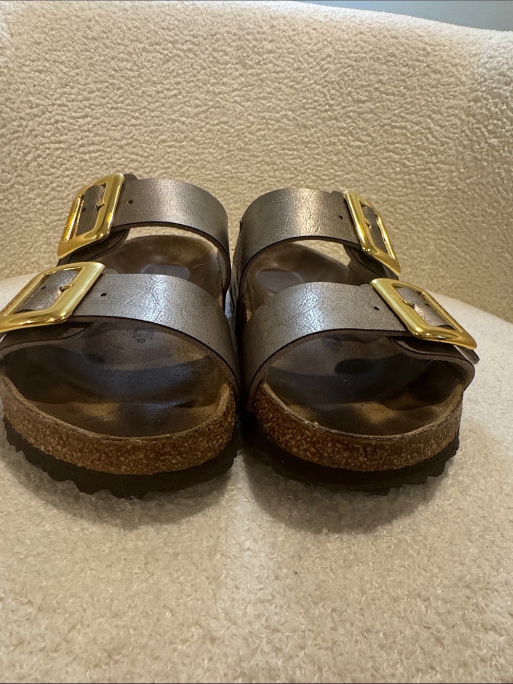 Birkenstock Women’s Metalic Sandals in with Gold Buckles - Picture 6 of 10